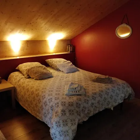 Bed & Breakfast Chaleureuse Peronnas